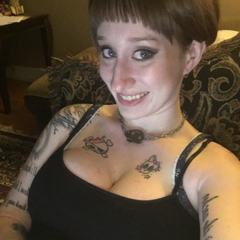 Snooppie, vrouw (29 jaar) wilt sex met man 