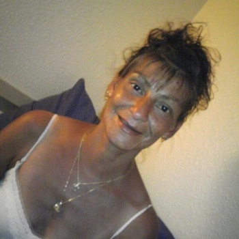 59 jarige vrouw zoekt sex met man
