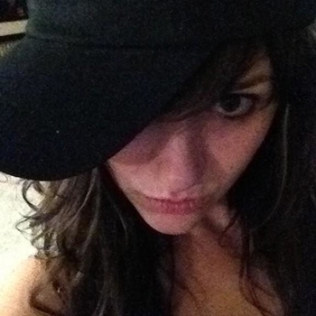 domiiiiiii, vrouw (31 jaar) wilt contact met man voor sex