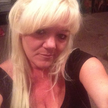63 jarige vrouw zoekt sex met man
