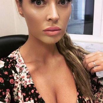 rubyredx, vrouw (36 jaar) wilt contact met man voor sex
