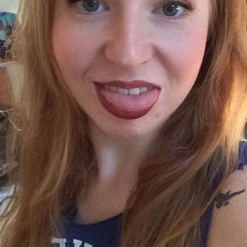 experimentje, vrouw (31 jaar) wilt sex met man 