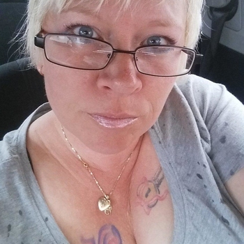52 jarige vrouw zoekt sex met man