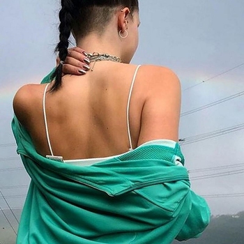 Likhap, vrouw (20 jaar) wilt sex met man 