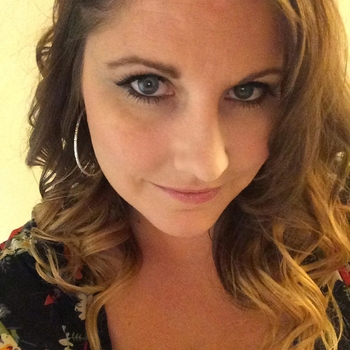 punselies, vrouw (40 jaar) wilt contact met man voor sex