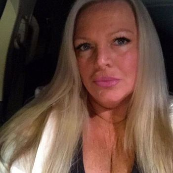 52 jarige vrouw zoekt sex met man